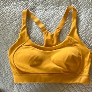 Gym shark size small sports bra.